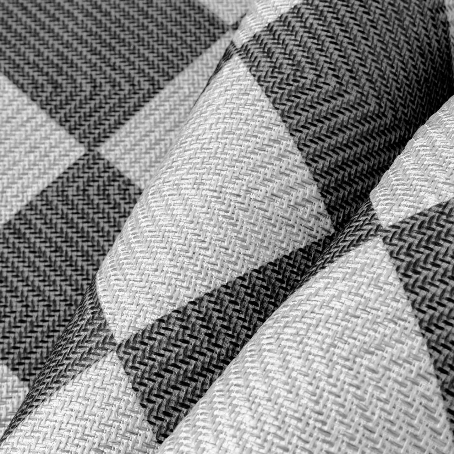 HUGEAR 5x7 Outdoor Rug Black/Grey Linen-Look Fabric Checkered Area Rug High Traffic Stain Resistant Easy Clean Durable Rugs for Indoor/Outdoor Patio Deck Balcony Porch Garden Courtyard