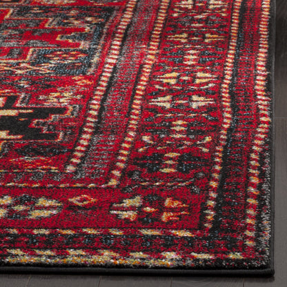 SAFAVIEH Vintage Hamadan Collection Area Rug - 8' x 10', Red & Multi, Oriental Traditional Persian Design, Non-Shedding & Easy Care, Ideal for High Traffic Areas in Living Room, Bedroom (VTH213A)