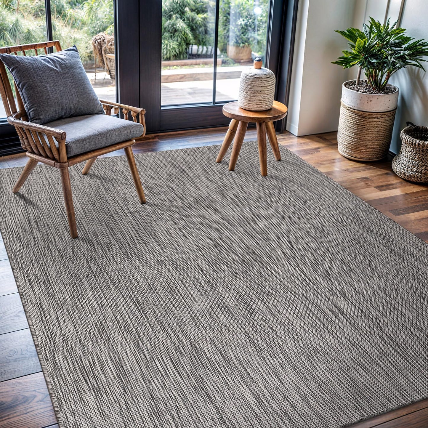 CAMILSON Outdoor Rug 5x7 Modern Area Rugs for Indoor and Outdoor Patios and Porches - Waterproof, Washable, Non-Shedding, Easy-to-Clean Outside Carpet (5 x 7, Solid - Silver Gray)
