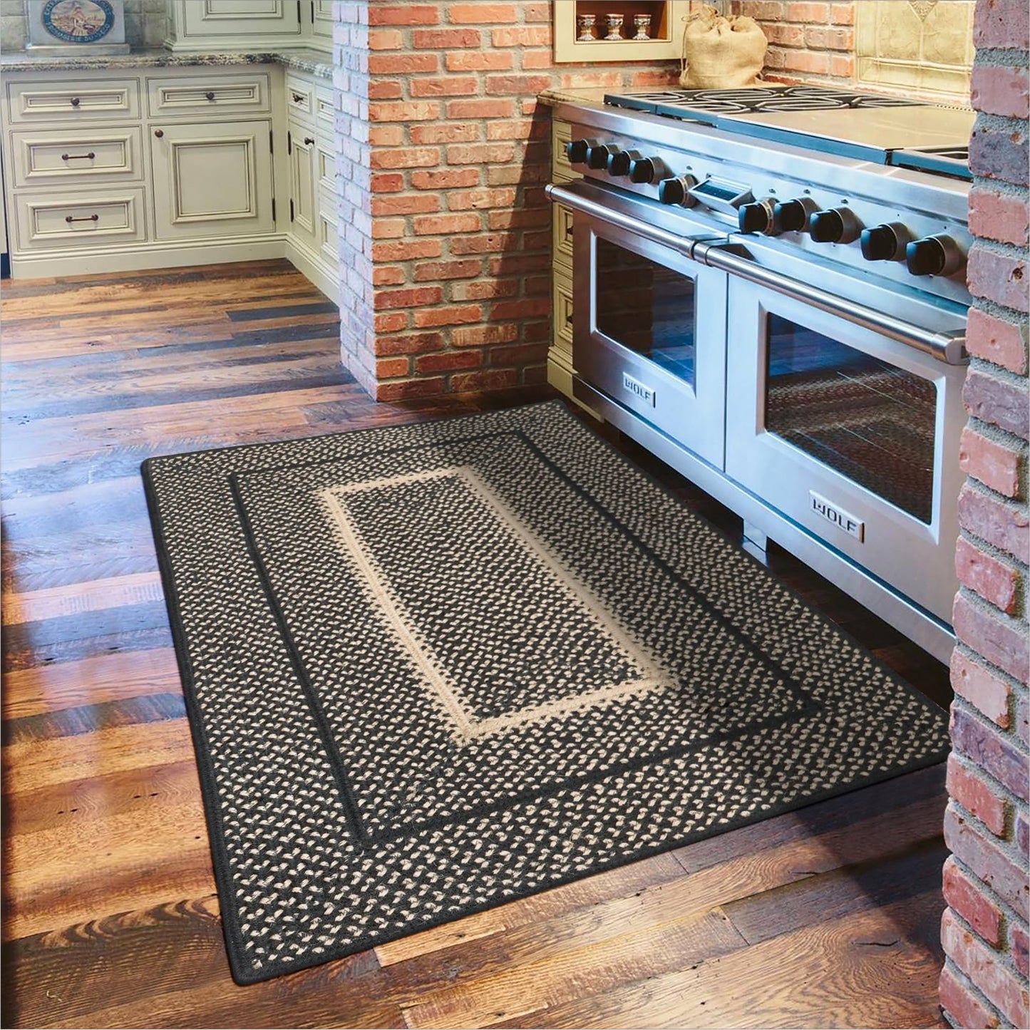 Homespice Manchester Black Braided Runner Rug, Jute, 22x72 Rectangle - Perfect Country Primitive Decor for Kitchen, Bathroom, Everywhere