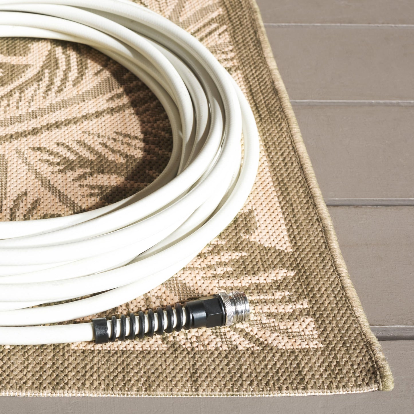 SAFAVIEH Washable Rug Outdoor Courtyard Collection - 2'7" x 5', Natural & Olive, Non-Shedding & Easy Cleaning, Ideal for Patio, Backyard, Mudroom (CY2996-1E01)