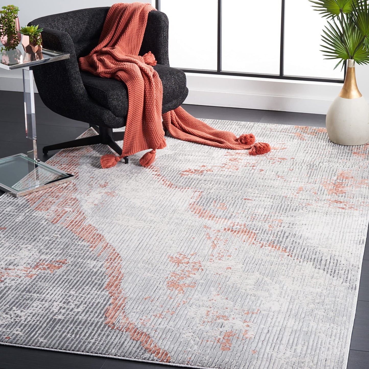 SAFAVIEH Invista Collection Accent Rug - 4' x 6', Grey & Light Grey, Modern Abstract Design, Non-Shedding & Easy Care, Ideal for High Traffic Areas in Entryway, Living Room, Bedroom (INV517F)