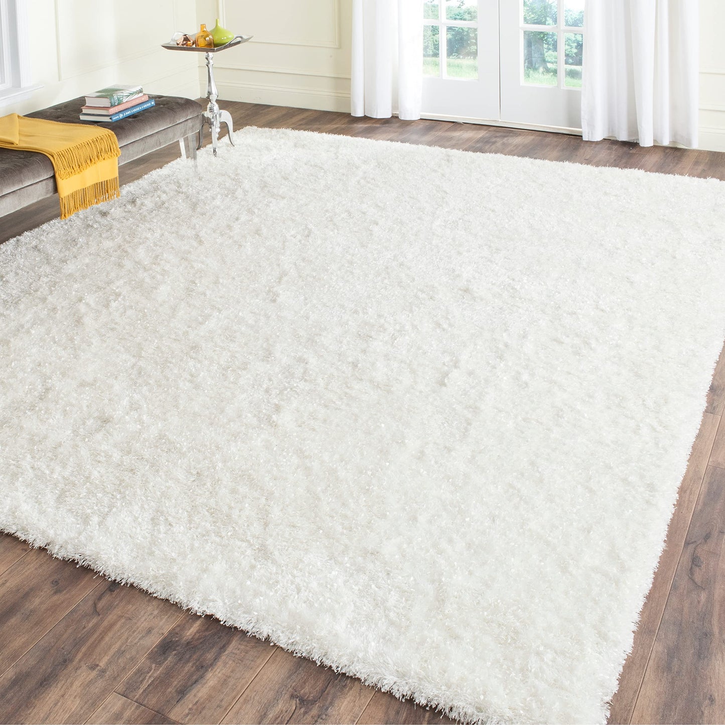 SAFAVIEH Malibu Shag Collection Accent Rug - 2'6" x 4', White, Handmade Solid, 1.4-inch Thick Ideal for High Traffic Areas in Entryway, Living Room, Bedroom (MLS431W)