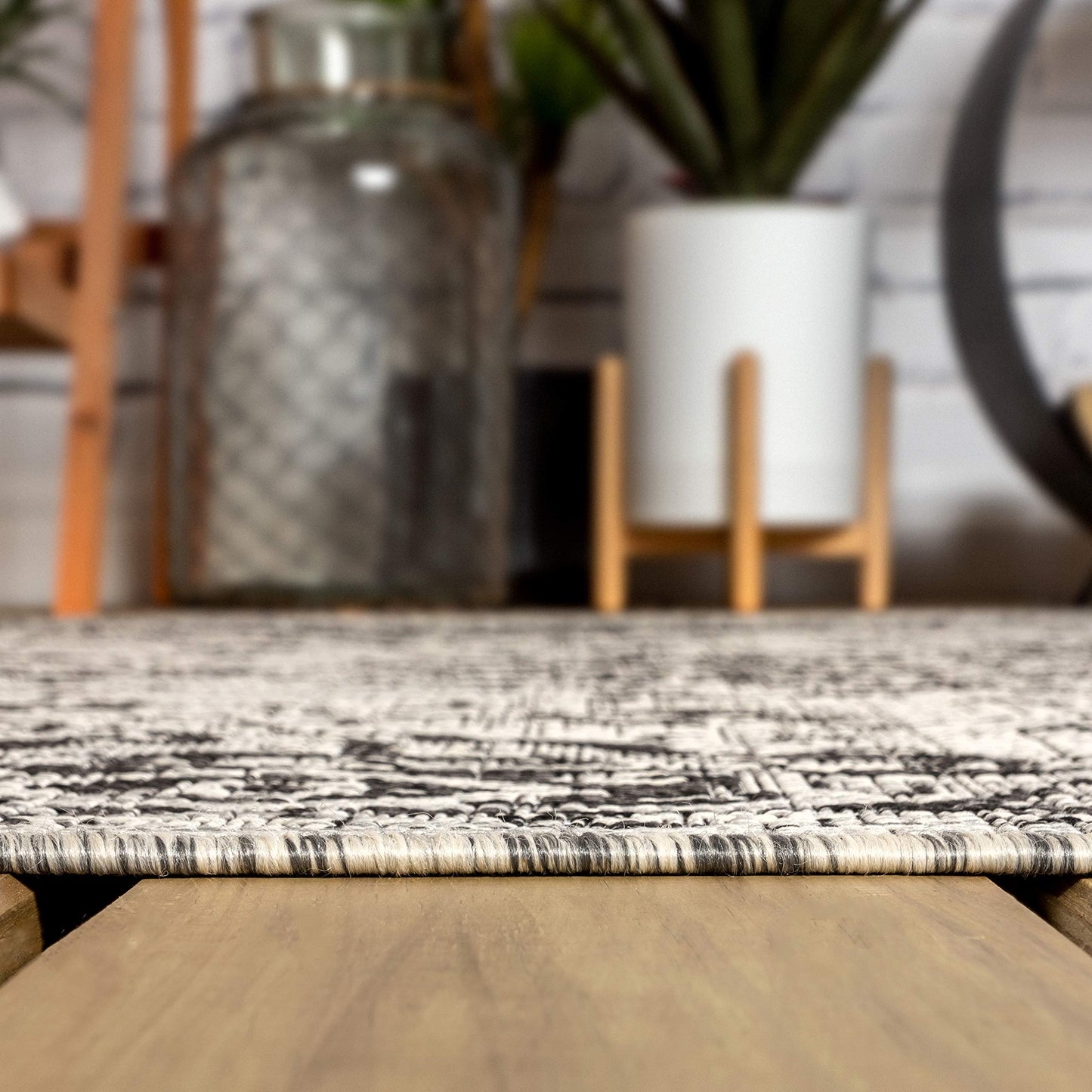 JONATHAN Y Boho Medallion Indoor Outdoor Area Rug 3X5 Gray/Black, Rozetta Textured Weave for Backyard, Patio, Porch, Easy-Cleaning, High Traffic, Pet-Friendly, Non-Shedding (SMB102D-3)