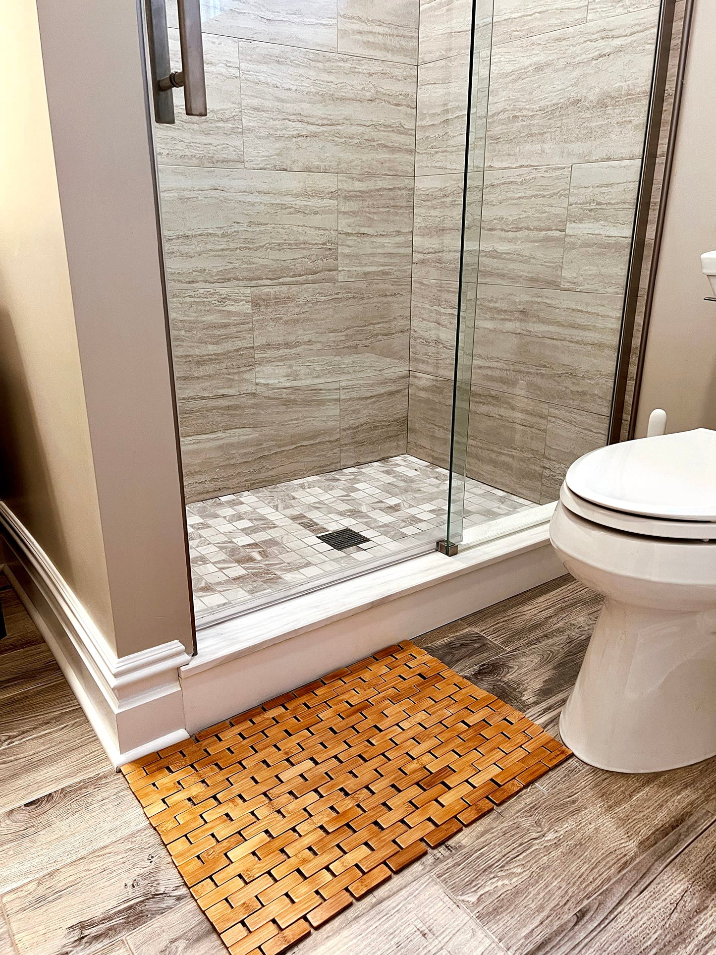 Mind Reader Bath Mat, Shower Mat, Bathtub Mat, Bathroom Accessory, Wood, Rayon from Bamboo, 23.5"L x 16.5"W x 0.4"H, Brown