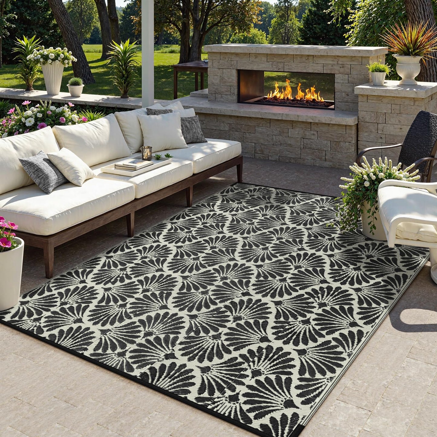 Lahome Outdoor Rug Patio Waterproof 6x9, Black Outdoor Plastic Straw Rug for Porch, Portable Lightweight Mats for Backyard Garden Deck Camping Outside, Black White,6'x9'