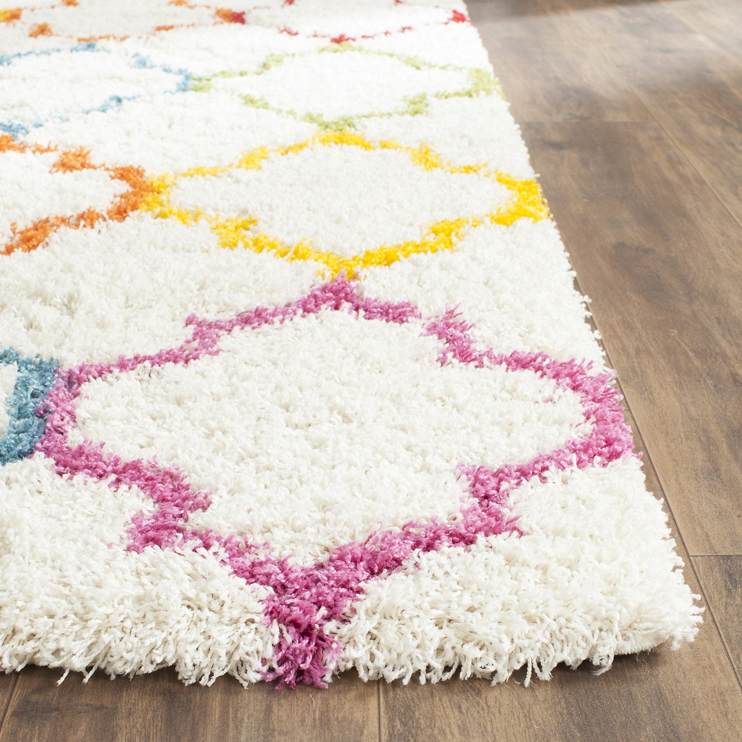 SAFAVIEH Kids Shag Collection Accent Rug - 3' x 5', Ivory & Multi, Rainbow Trellis Design, Non-Shedding & Easy Care, 2-inch Thick Ideal for High Traffic Areas in Foyer, Living Room, Bedroom (SGK569A)