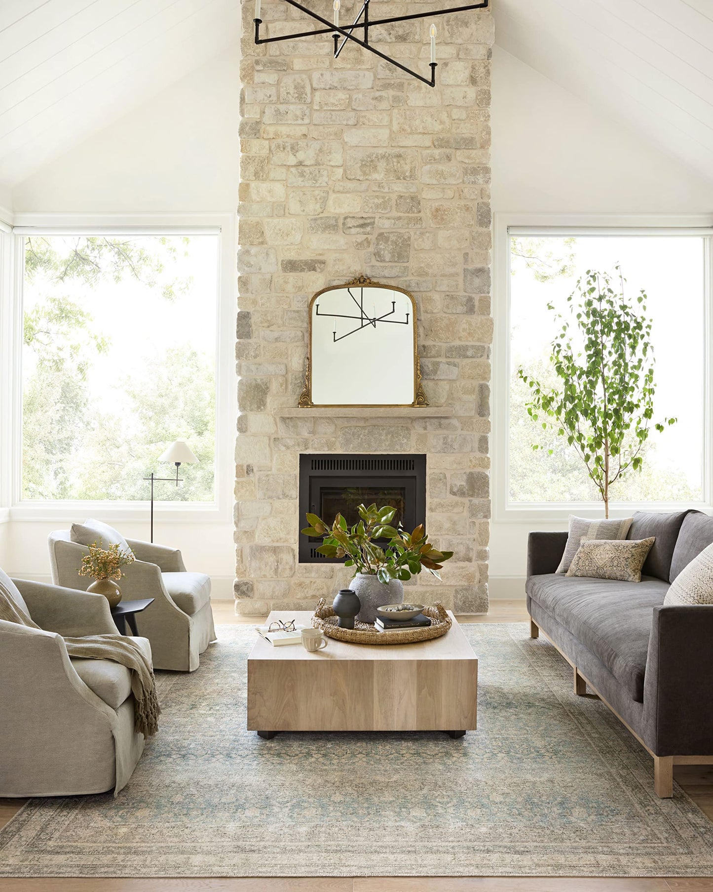 Loloi Angela Rose Aubrey Collection AUB-03 Jade/Natural 10'-0" x 14'-0", .19" Pile Height, Area Rug