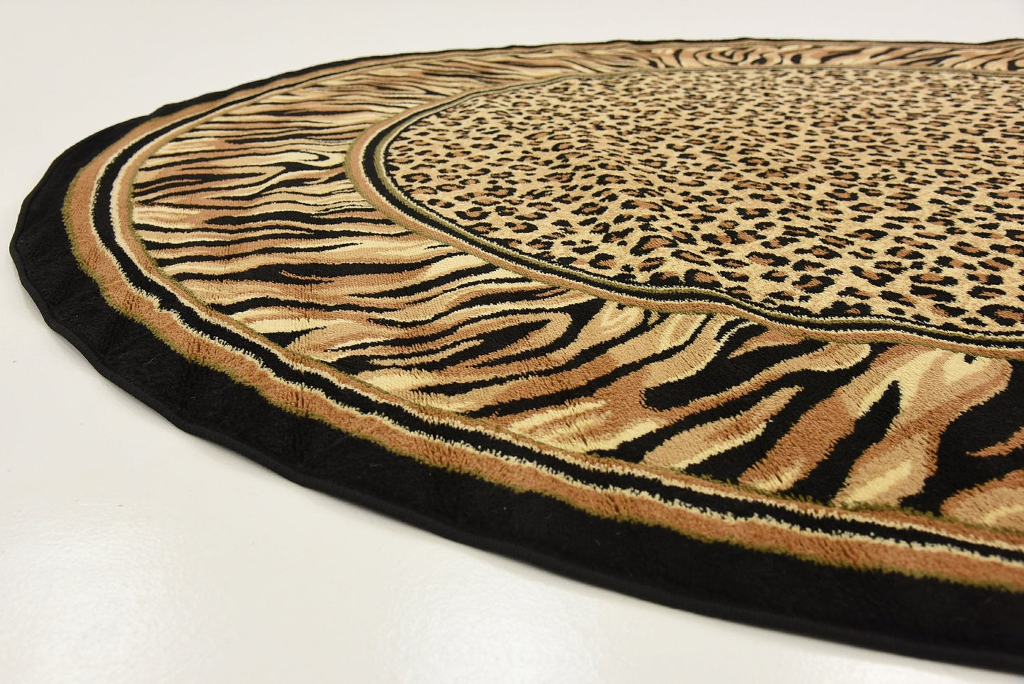 Unique Loom Wildlife Collection Animal Inspired with Cheetah Bordered Design Area Rug (8' 0 x 8' 0 Round, Ivory/Black)