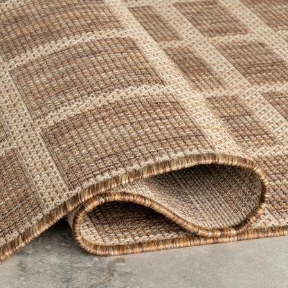 Nuloom Vanya Checkered 5' x 8' Indoor/Outdoor Area Rug for Living Room Patio Deck Front Porch, Light Brown