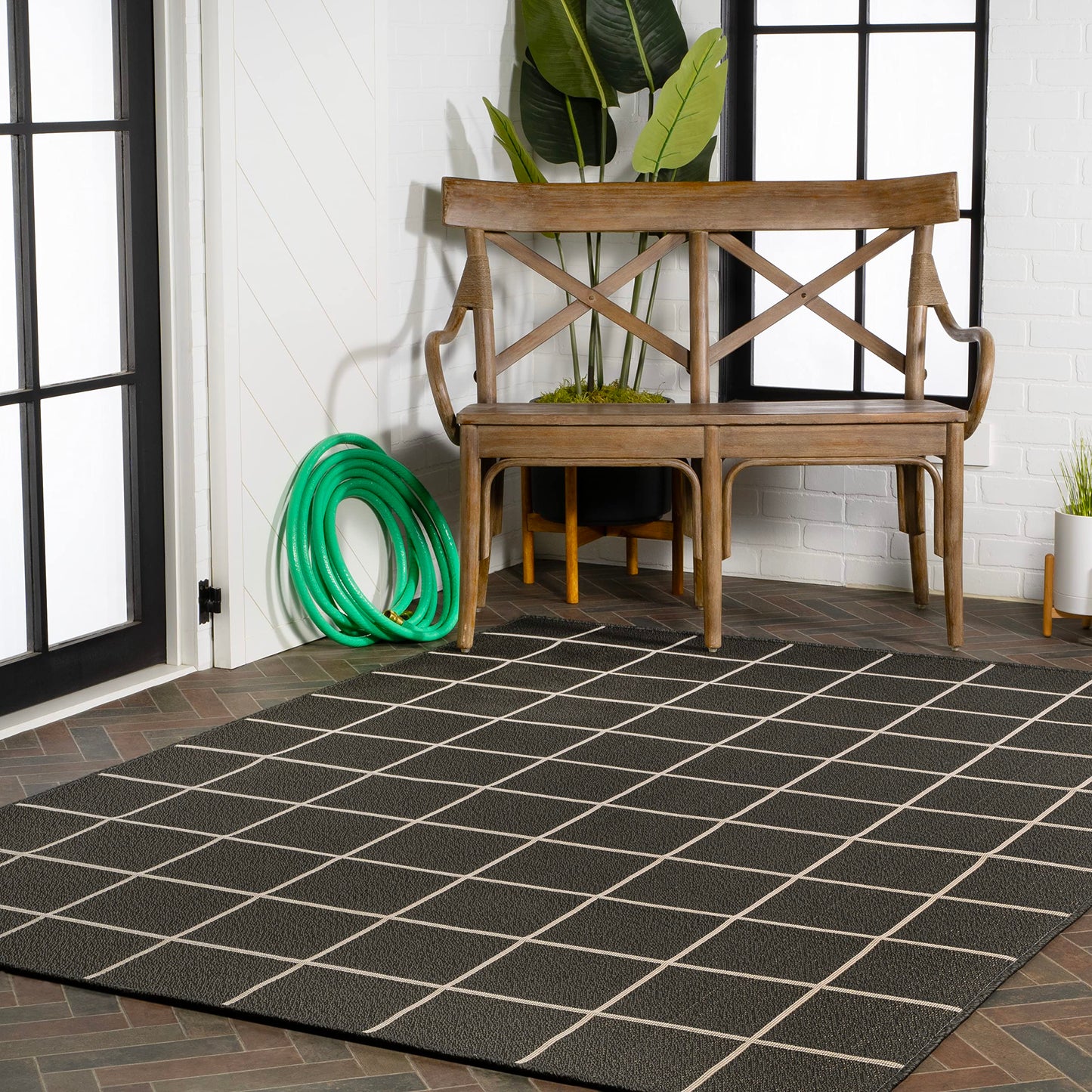 JONATHAN Y Grid Squares Indoor Outdoor Area Rug 3X5 Black/Cream, Modern for Backyard, Patio, Porch, Easy-Cleaning, High Traffic, Pet-Friendly, Non-Shedding (SMB200B-3)