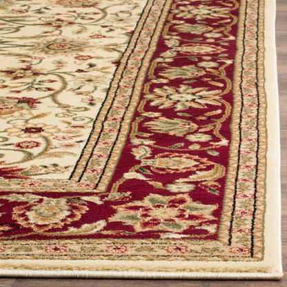 SAFAVIEH Lyndhurst Collection Accent Rug - 2'3" x 4', Ivory & Red, Traditional Oriental Design, Non-Shedding & Easy Care, Ideal for High Traffic Areas in Entryway, Living Room, Bedroom (LNH212K)