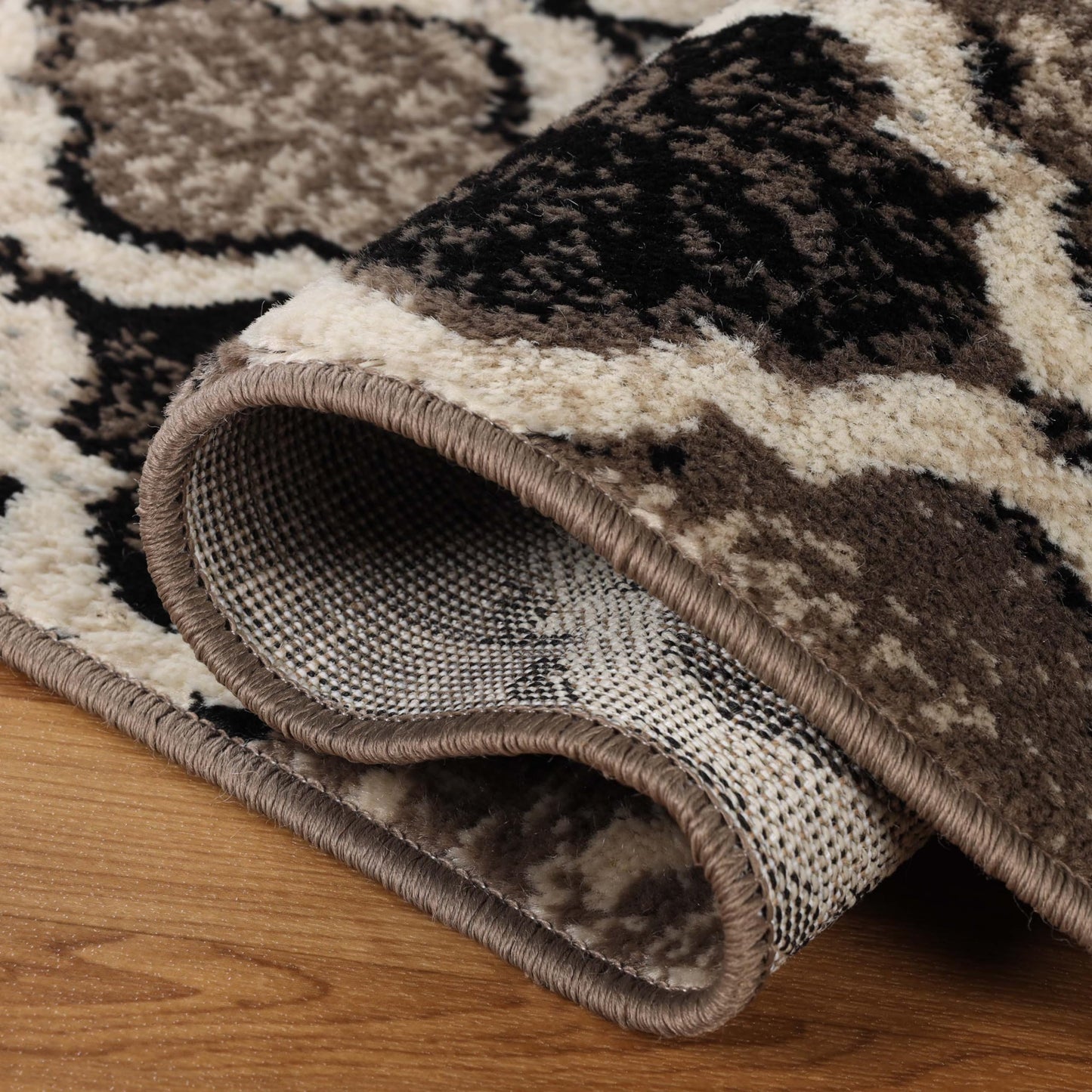 Superior Indoor Runner Rug, Jute Backing, Modern Plush Rugs for Hallway, Living, Dining Room, Office, Kitchen, Geometric Trellis Floor Decor, Viking Collection, 2' 7" x 10', Ivory