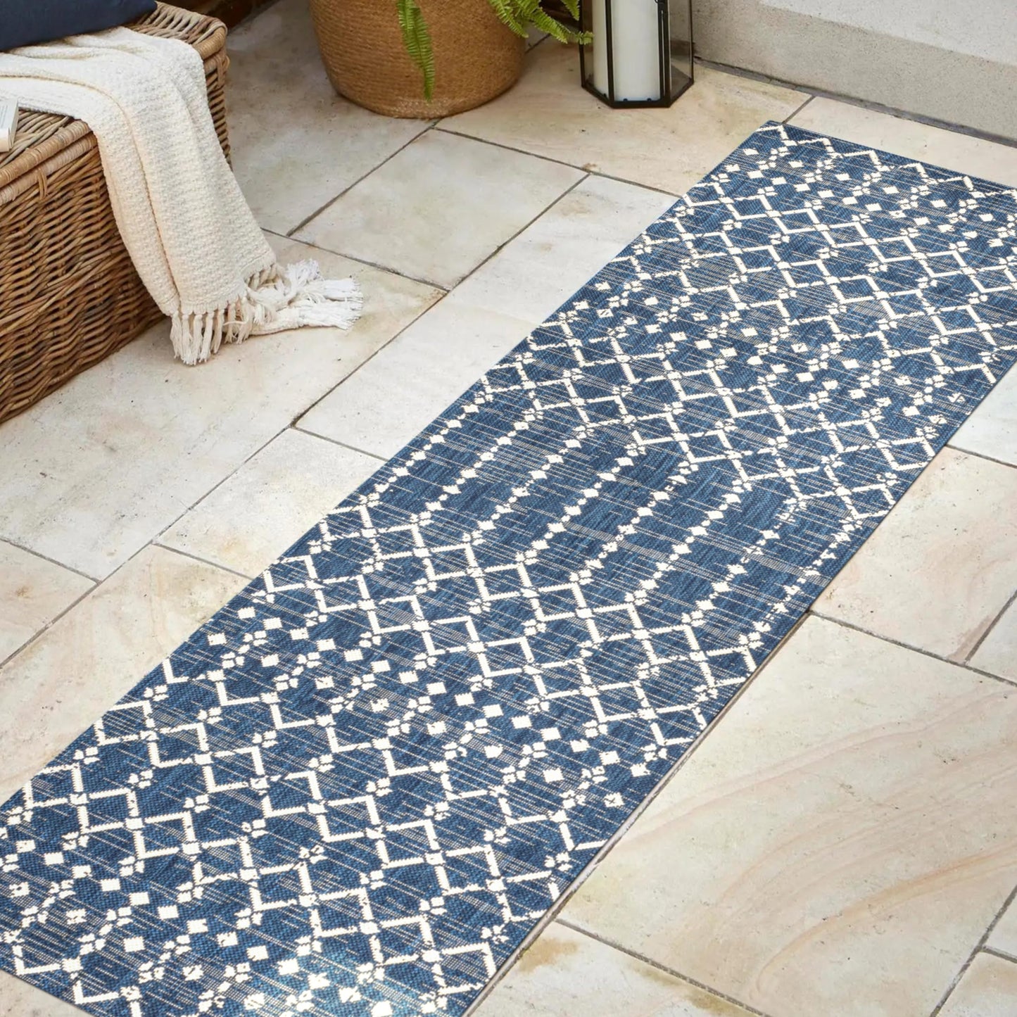 JONATHAN Y Moroccan Geometric Indoor Outdoor Runner Rug 2X8 Navy/Beige, Ourika Textured Weave for Backyard, Patio, Porch, Easy-Cleaning, High Traffic, Pet-Friendly, Non-Shedding (SMB108K-28)