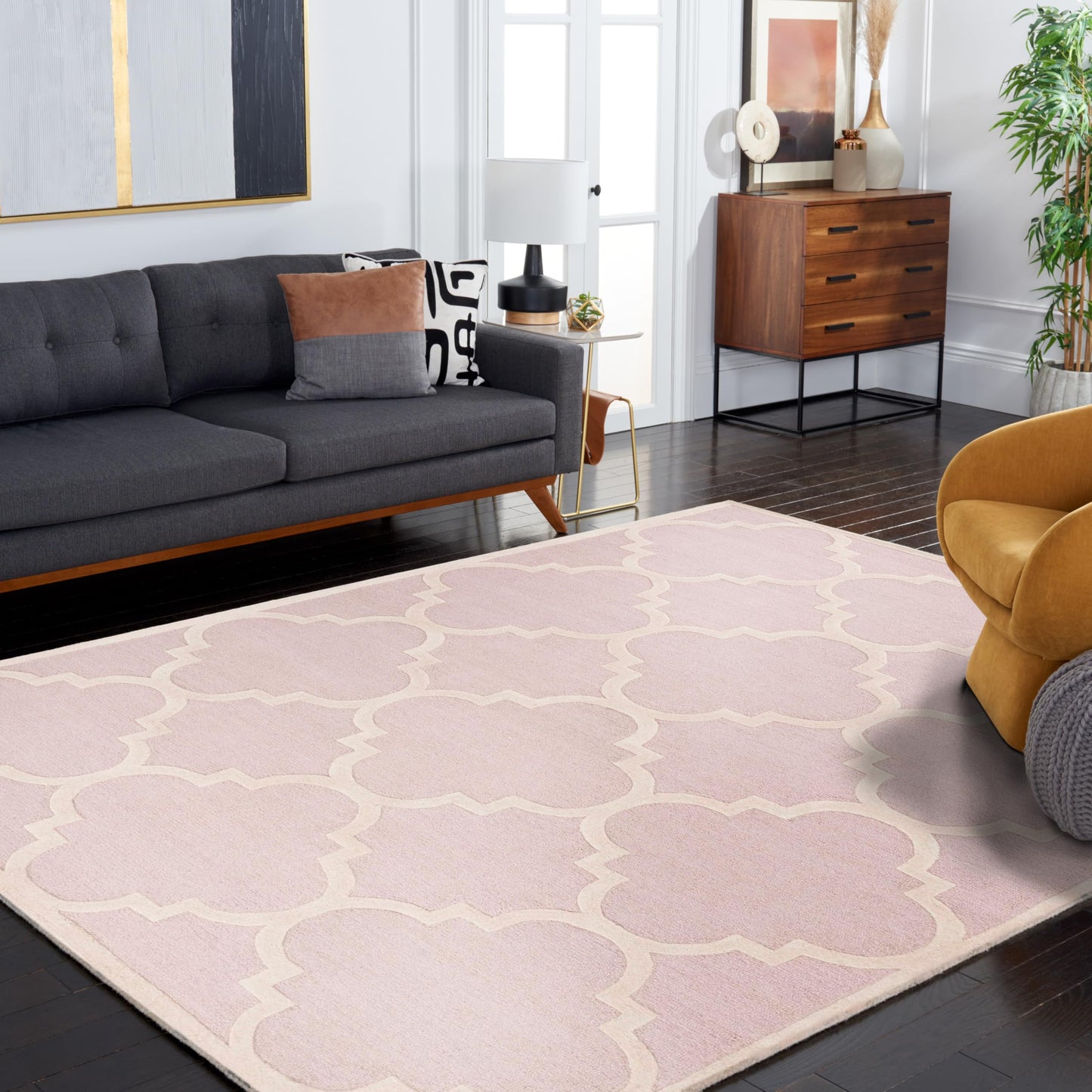 SAFAVIEH Cambridge Collection 6' x 9' Light Pink / Ivory CAM140M Handmade Moroccan Trellis Premium Wool Area Rug