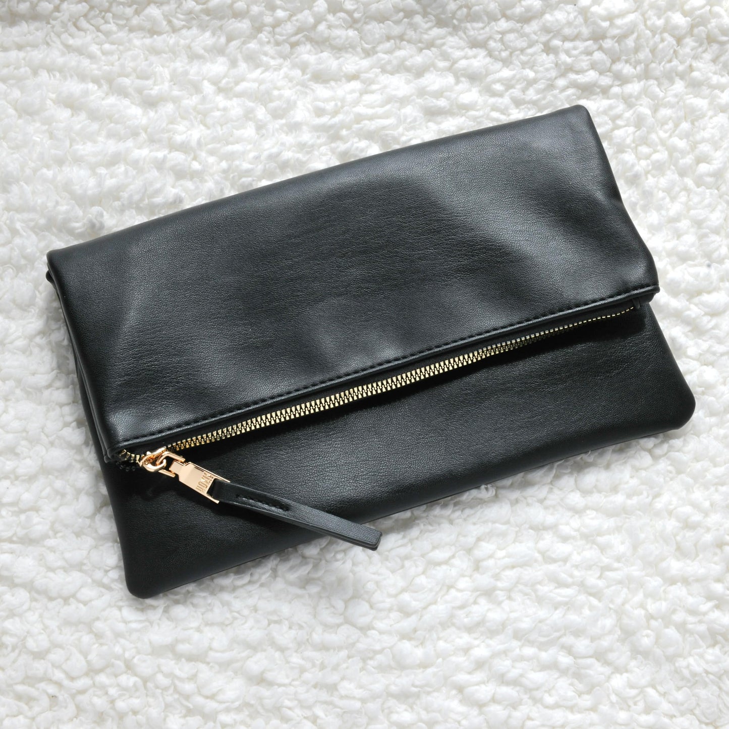 Women's Zipper Foldover Clutch Vegan Leather Envelope Cross body Bag with Chain Strap (Black)