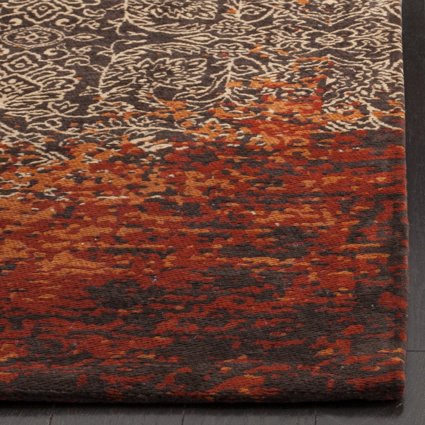 SAFAVIEH Classic Vintage Collection Runner Rug - 2'3" x 10', Rust & Brown, Distressed Design, Non-Shedding & Easy Care, Ideal for High Traffic Areas in Living Room, Bedroom (CLV224A)