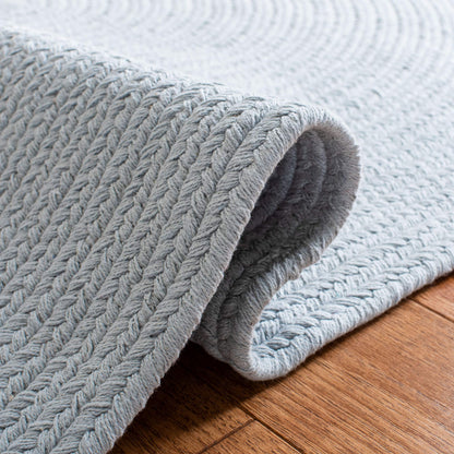 SAFAVIEH Braided Collection 4' x 6' Oval Light Blue BRD176A Handmade Country Cottage Reversible Cotton Area Rug
