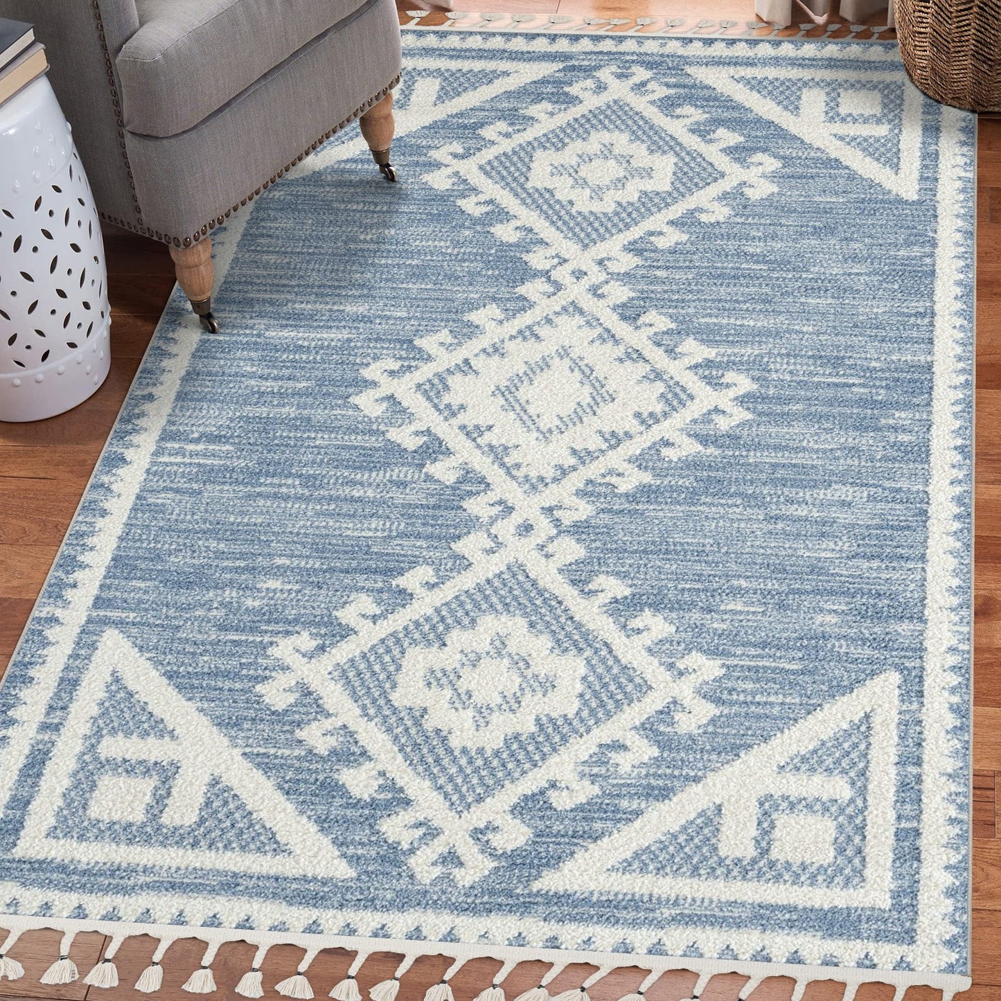 LUXE WEAVERS Ibiza Collection 8066 Blue 5x7 South Western Geometric Area Rug