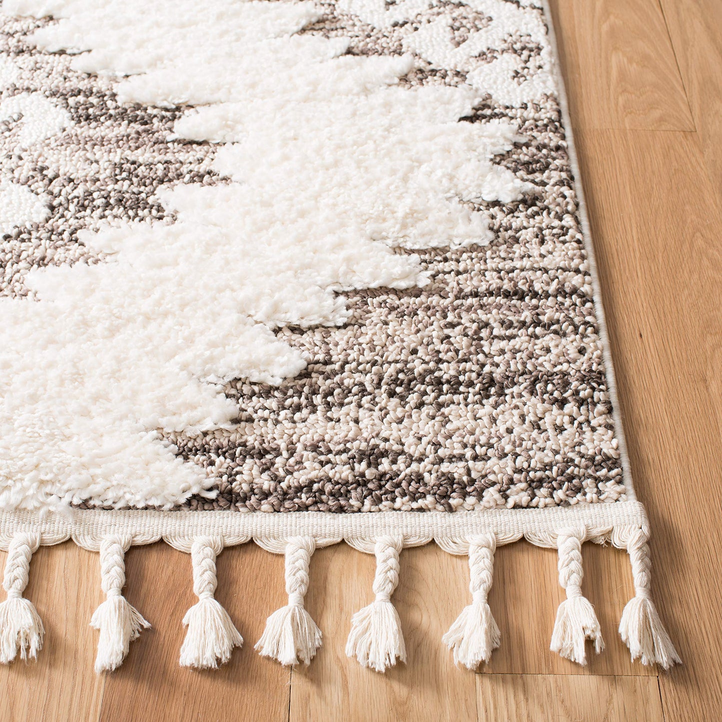 SAFAVIEH Moroccan Tassel Shag Collection Area Rug - 6'7" x 9'2", Ivory & Brown, Boho Design, Non-Shedding & Easy Care, 2-inch Thick Ideal for High Traffic Areas in Living Room, Bedroom (MTS652A)