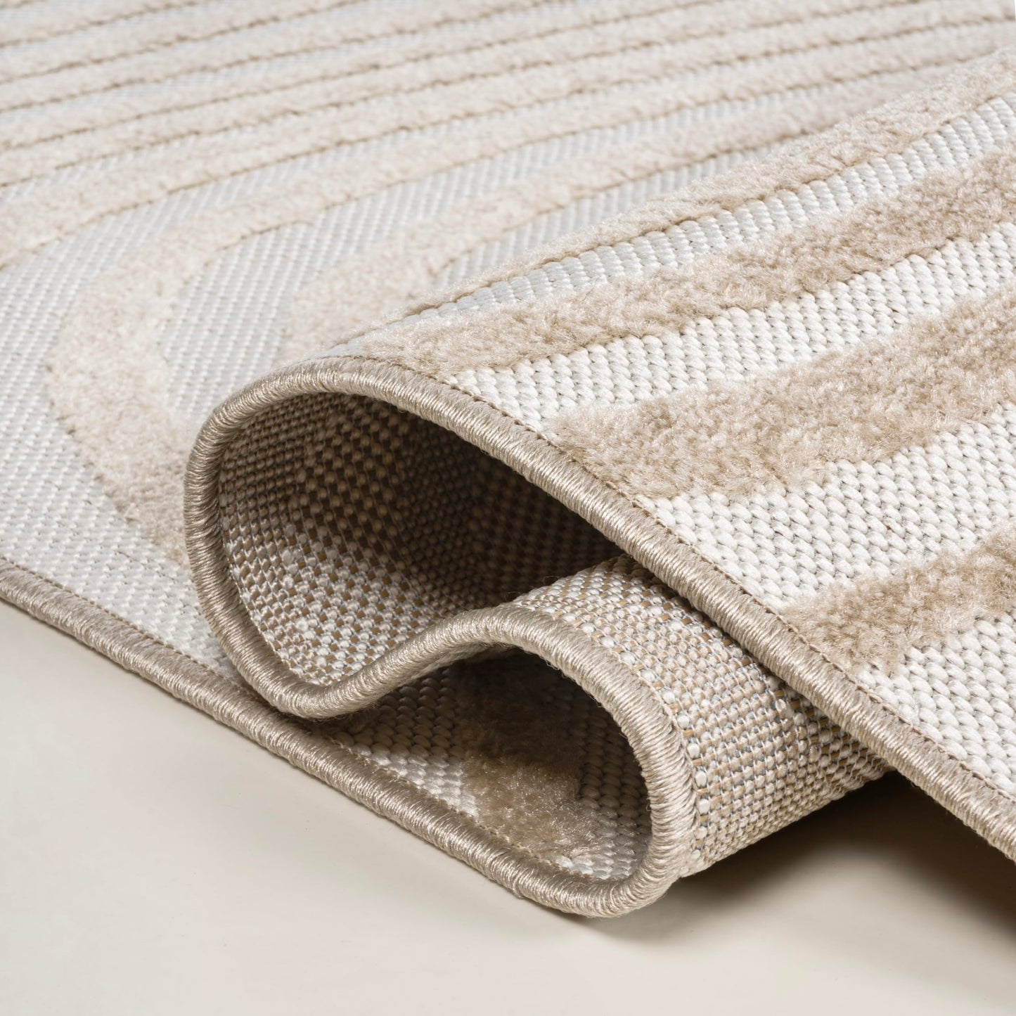 JONATHAN Y Maribo High-Low Abstract Striped Beige/Cream 2x8 Indoor/Outdoor Runner Rug for Patio, Backyard, Living Room, Bedroom, Office, Hose-Washable (SCN103D-28)