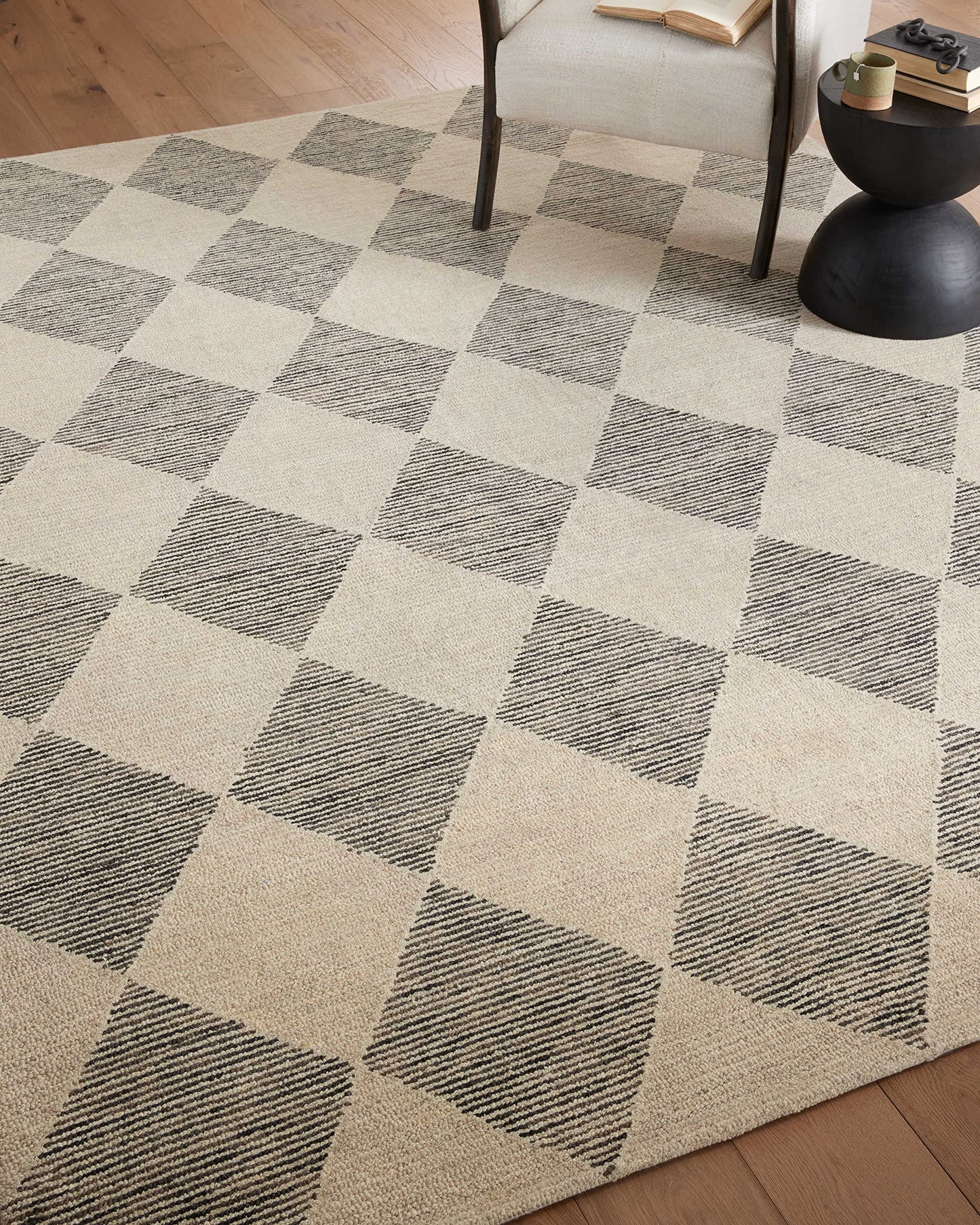 Loloi Chris Loves Julia Francis Collection FRA-01 Beige/Charcoal 7'-9" x 9'-9" Area Rug
