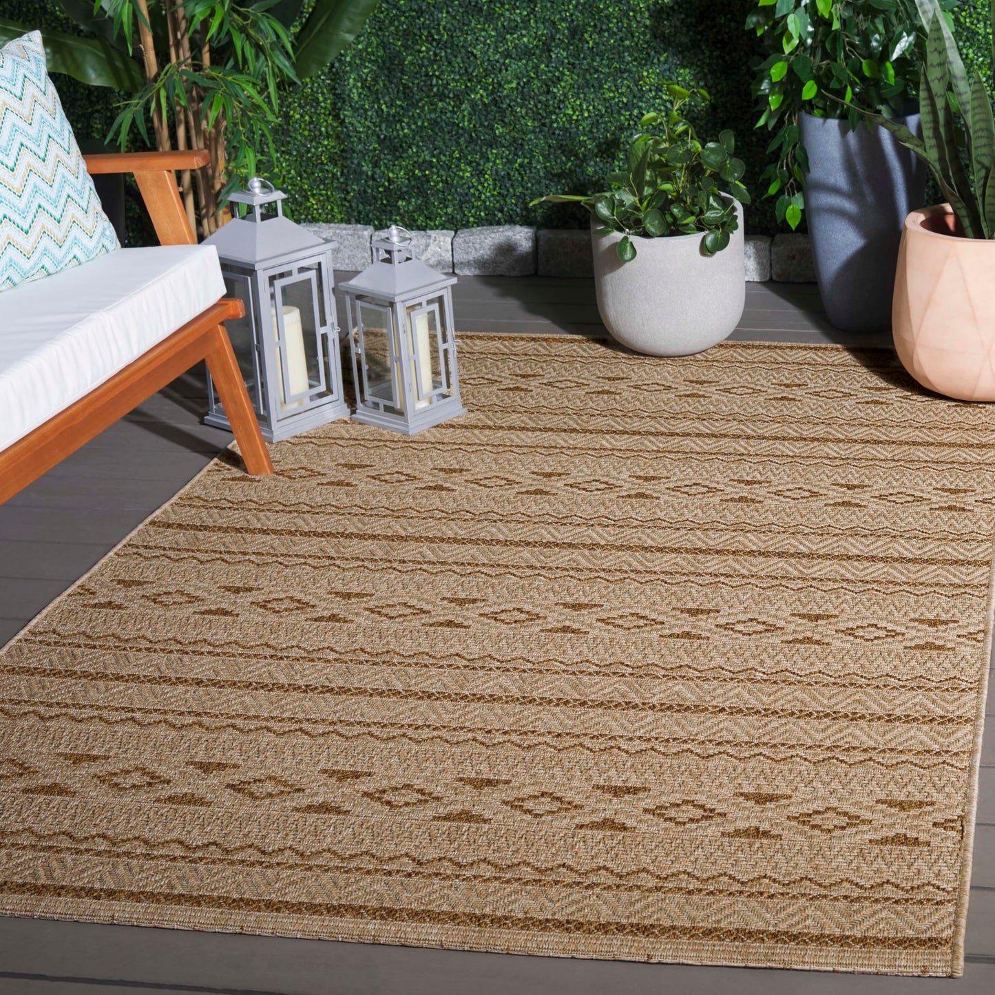 SAFAVIEH Washable Rug Outdoor Sisal All-Weather Collection - 5' x 7'6", Natural & Brown, Non-Shedding & Easy to Clean, Ideal for Patio, Backyard, Mudroom (SAW646B)