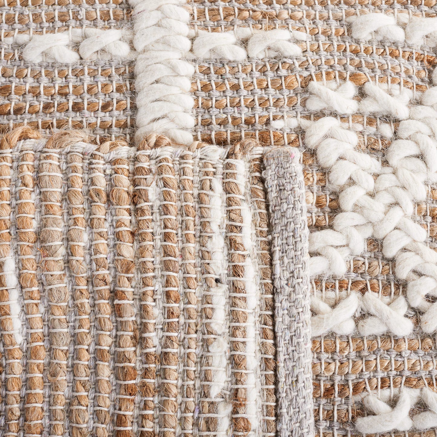 SAFAVIEH Natural Fiber Collection Accent Rug - 4' x 6', Natural & Ivory, Flat Weave Farmhouse Boho Jute & Wool Design, Ideal for High Traffic Areas in Entryway, Living Room, Bedroom (NFB377A)