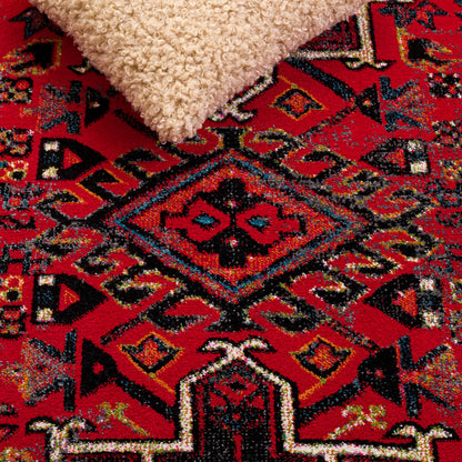 SAFAVIEH Area Rug 8x10 - Vintage Hamadan Collection - Large - Red & Multi, Traditional Persian Design, Non-Shedding & Easy to Clean, Ideal for Living Room, Bedroom, Dining Space (VTH211A)