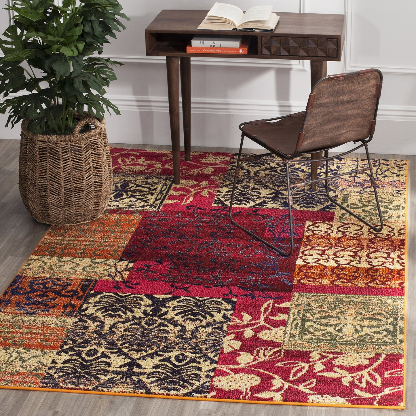 SAFAVIEH Monaco Collection Area Rug - 5'1" x 7'7", Multi, Boho Patchwork Design, Non-Shedding & Easy Care, Ideal for High Traffic Areas in Living Room, Bedroom (MNC211F)