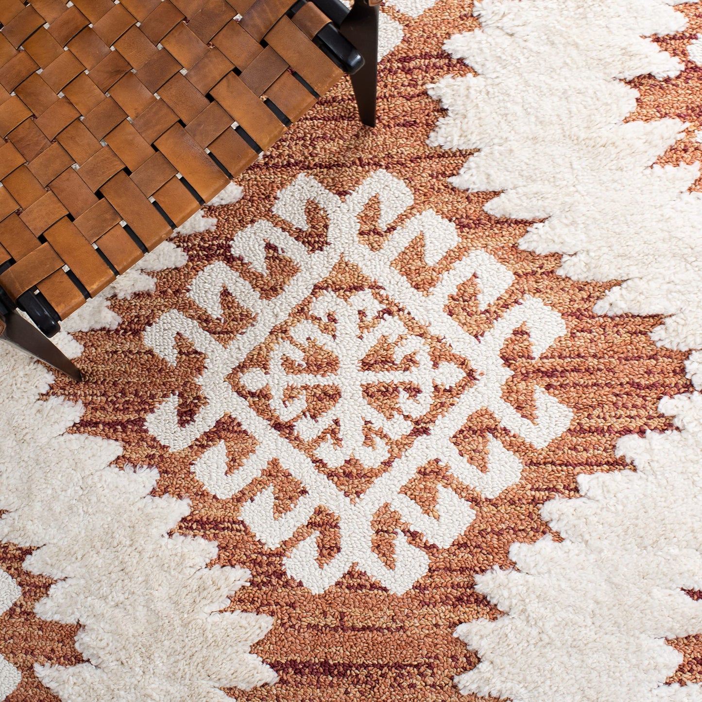 SAFAVIEH Moroccan Tassel Shag Collection Area Rug - 5'3" x 7'6", Orange & Ivory, Boho Design, Non-Shedding & Easy Care, 2-inch Thick Ideal for High Traffic Areas in Living Room, Bedroom (MTS652P)