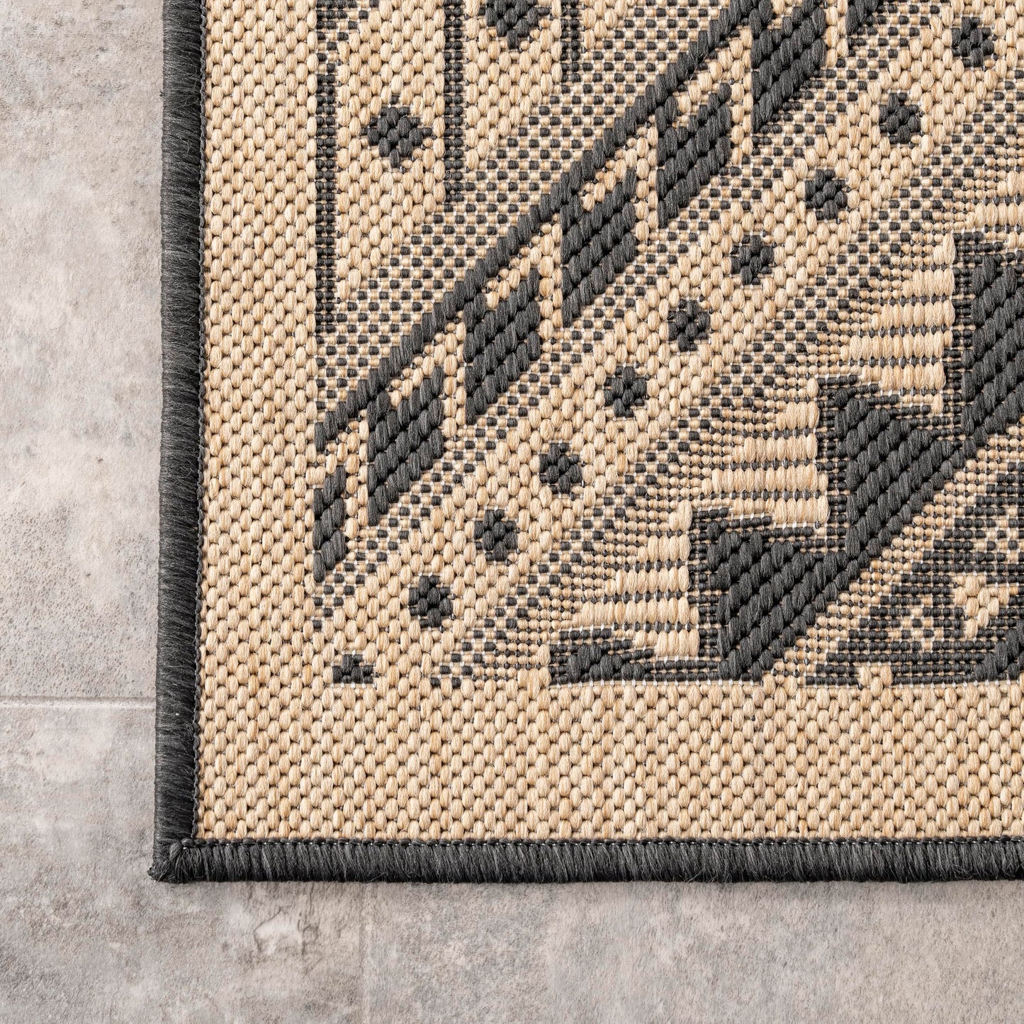 Nuloom Outdoor Performance Collection Landry Charcoal/Ivory, 4' x 6', Soft, High Traffic, Stain Resistant, Easy Clean, Durable Area Rug for Indoor/Outdoor Patio, Deck, Porch, Garden, Courtyard
