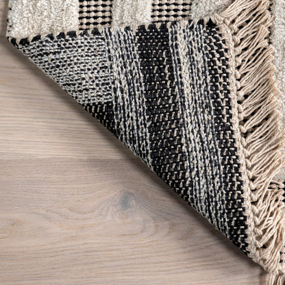 Rugs USA Merrick Tasseled Cotton and Wool Area Rug, 7'6" x 9'6", Black