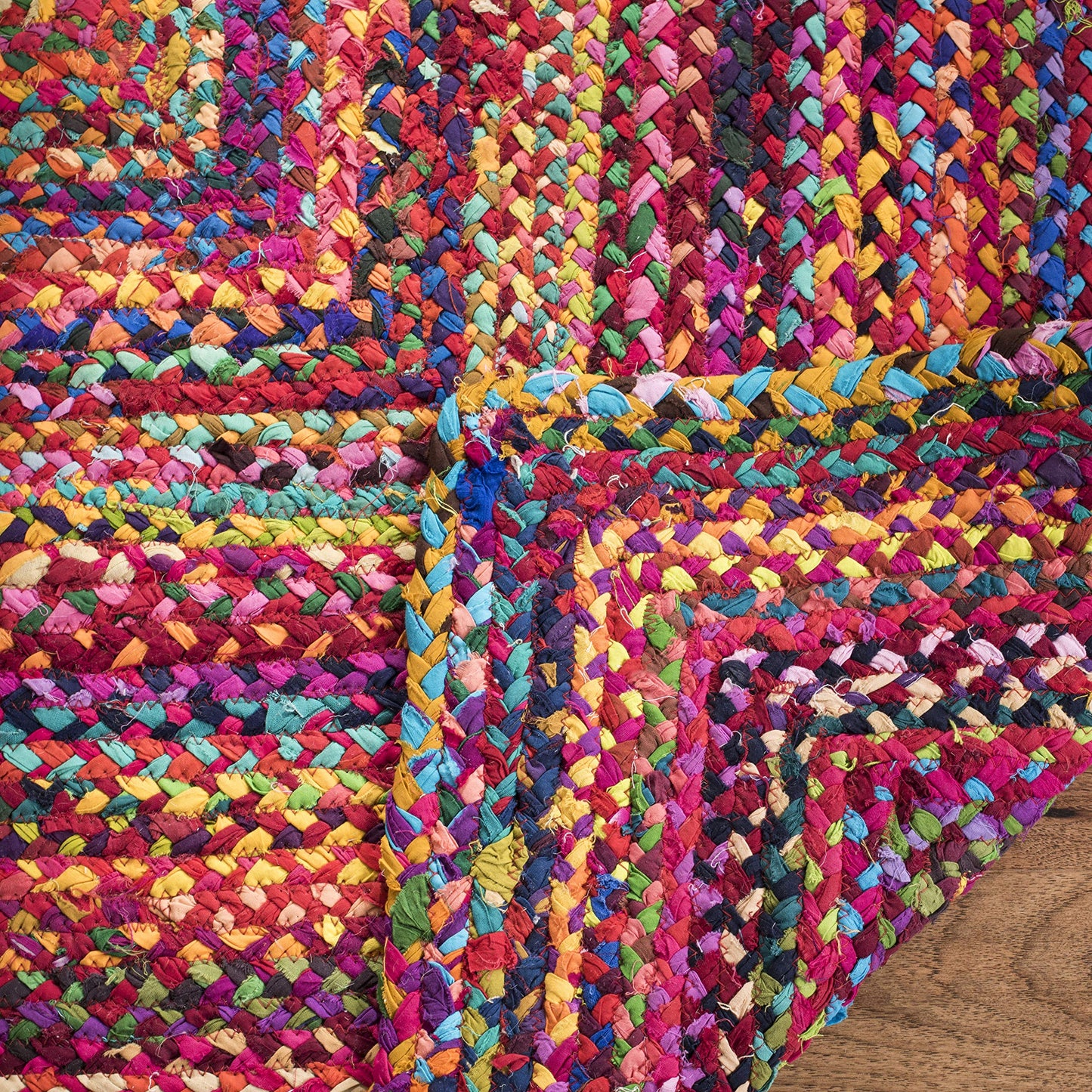 SAFAVIEH Area Rug 8x10 - Braided Collection - Large - Red & Multi, Handmade Woven Cotton, Boho Reversible Style, Ideal for Living Room, Bedroom, Dining Space (BRD210A)