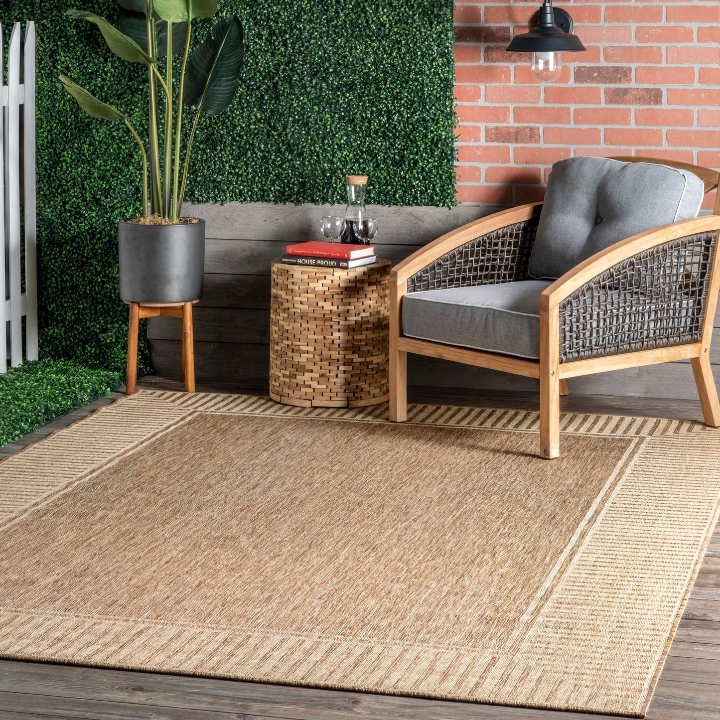 Nuloom Asha Light Brown/Ivory, 4' x 6', Casual, Striped Border, Soft and Cozy, High Traffic, Easy Clean, Durable Area Rug for Indoor/Outdoor Patio, Deck, Porch, Garden, Courtyard