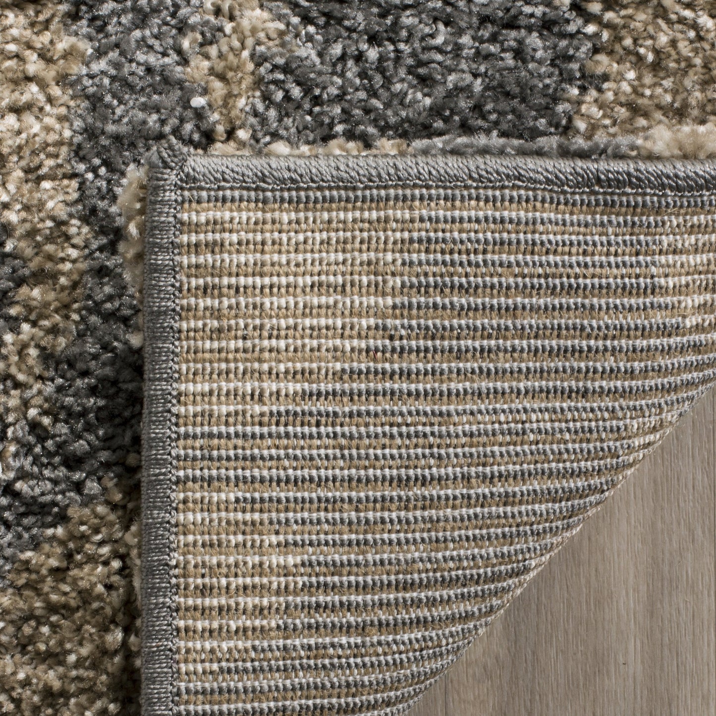 SAFAVIEH Florida Shag Collection Accent Rug - 4' x 6', Grey & Beige, Floral Design, Non-Shedding & Easy Care, 1.2-inch Thick Ideal for High Traffic Areas in Entryway, Living Room, Bedroom (SG458-8013)