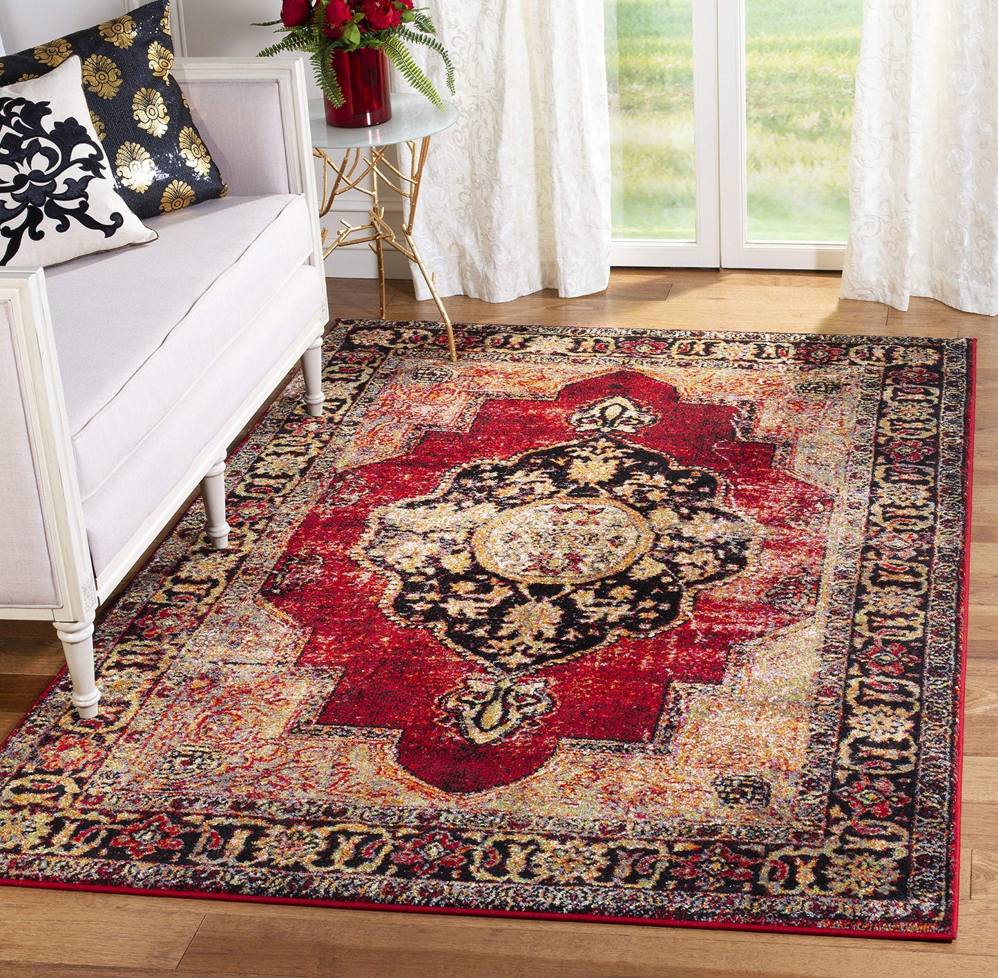 SAFAVIEH Vintage Hamadan Collection Area Rug - 6'7" x 9', Red & Multi, Oriental Traditional Persian Design, Non-Shedding & Easy Care, Ideal for High Traffic Areas in Living Room, Bedroom (VTH219A)