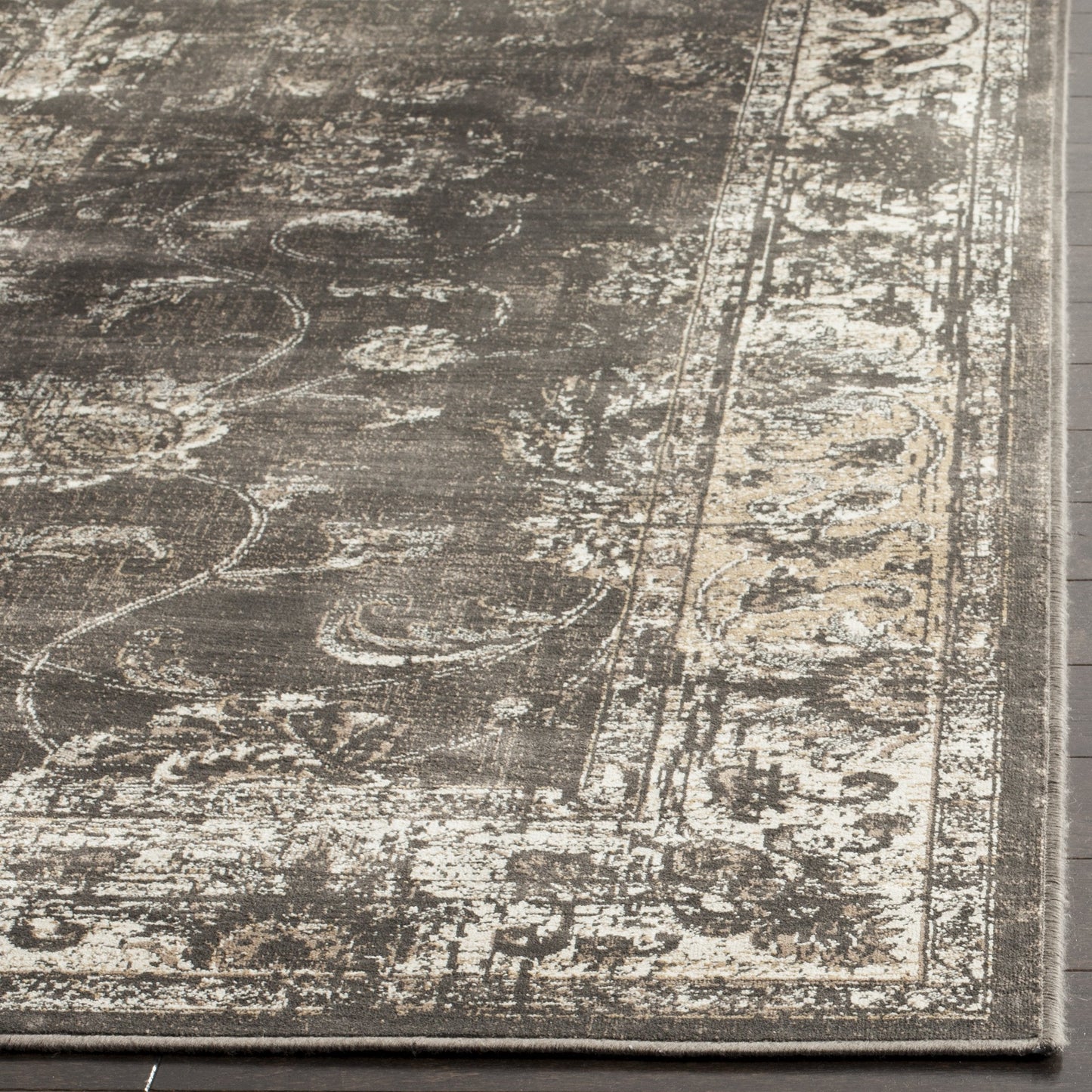 SAFAVIEH Vintage Collection Area Rug - 5'3" x 7'6", Soft Anthracite, Oriental Distressed Viscose Design, Ideal for High Traffic Areas in Living Room, Bedroom (VTG117-330)
