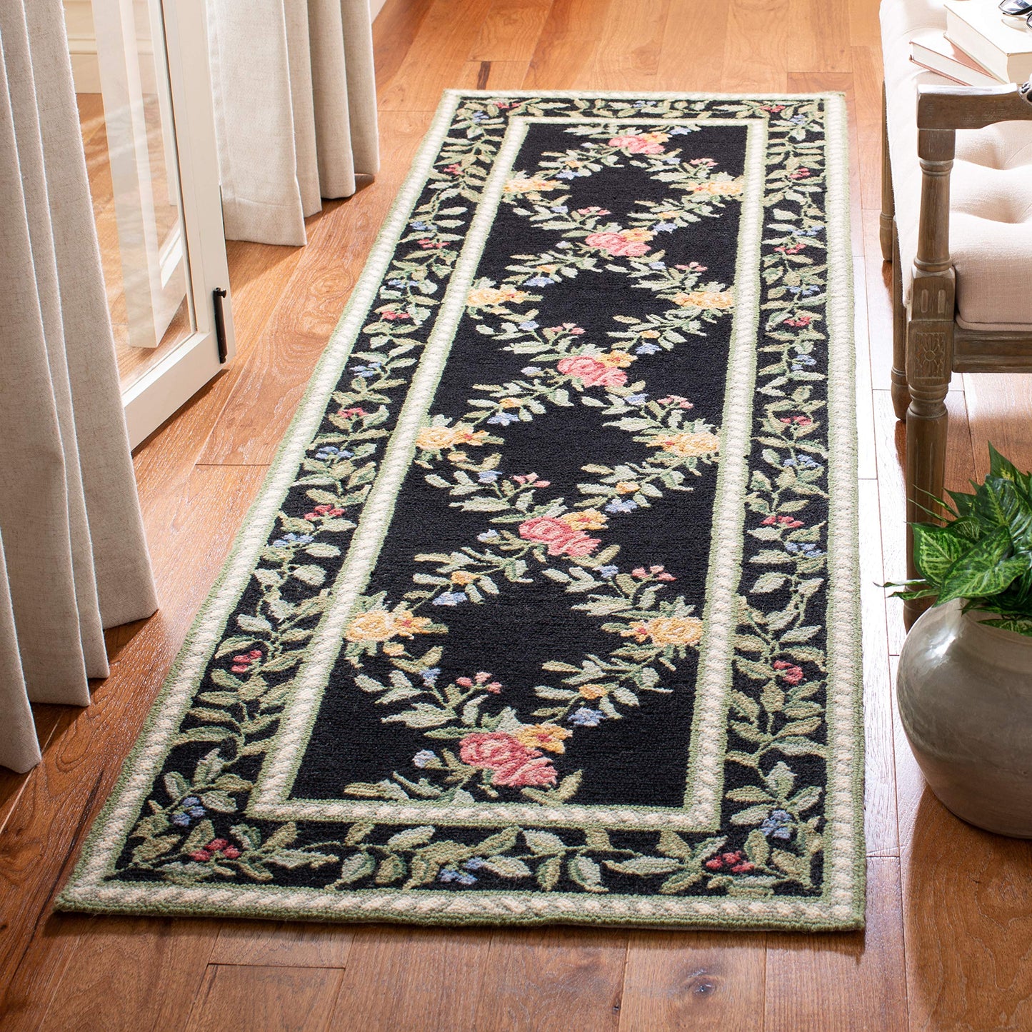 SAFAVIEH Chelsea Collection Runner Rug - 2'6" x 12', Black, Hand-Hooked French Country Wool, Ideal for High Traffic Areas in Living Room, Bedroom (HK60B)