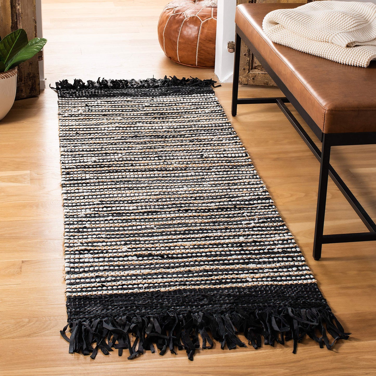 SAFAVIEH Vintage Leather Collection Runner Rug - 2'3" x 6', Black & Multi, Handmade Boho Fringe Leather, Ideal for High Traffic Areas in Living Room, Bedroom (VTL373G)