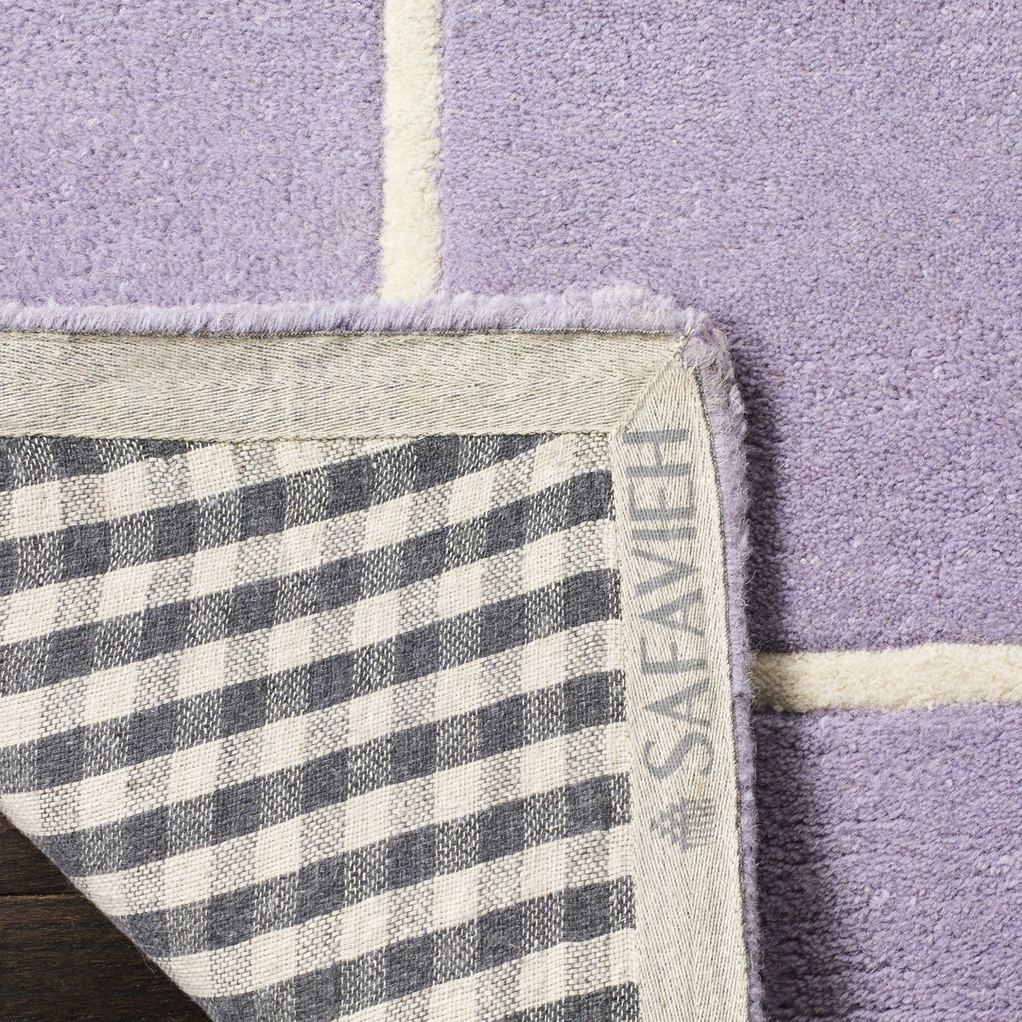 SAFAVIEH Bella Collection Area Rug - 5' x 8', Lavender & Ivory, Handmade Dotted Border Wool, Ideal for High Traffic Areas in Living Room, Bedroom (BEL151C)