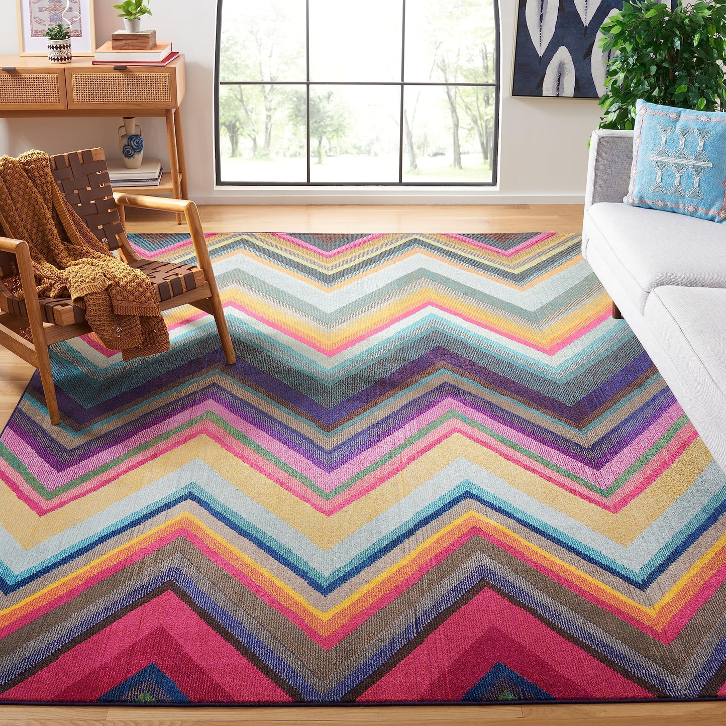 SAFAVIEH Monaco Collection Area Rug - 9' x 12', Multi, Boho Chevron Design, Non-Shedding & Easy Care, Ideal for High Traffic Areas in Living Room, Bedroom (MNC234F)