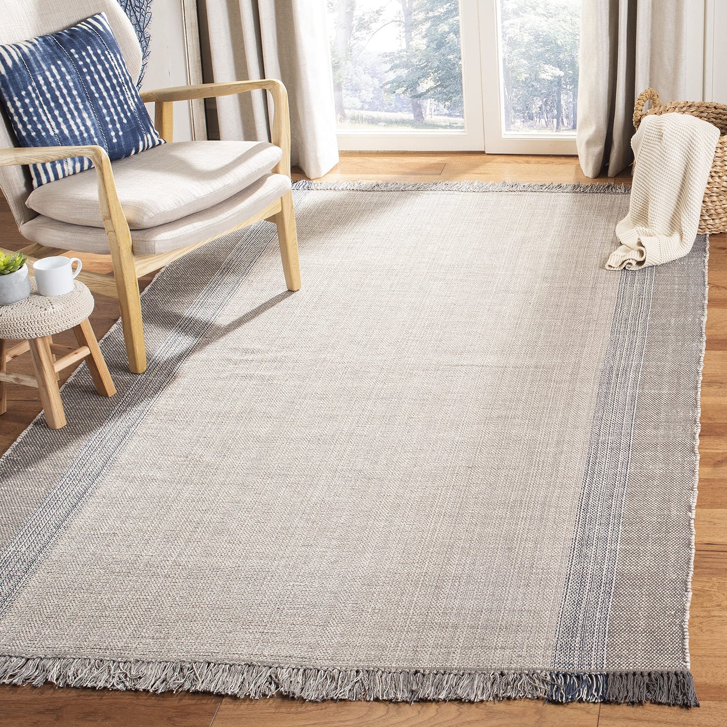 SAFAVIEH Montauk Collection Accent Rug - 3' x 5', Blue & Grey, Handmade Flat Weave Boho Farmhouse Cotton Stripe Fringe, Ideal for High Traffic Areas in Entryway, Living Room, Bedroom (MTK301M)