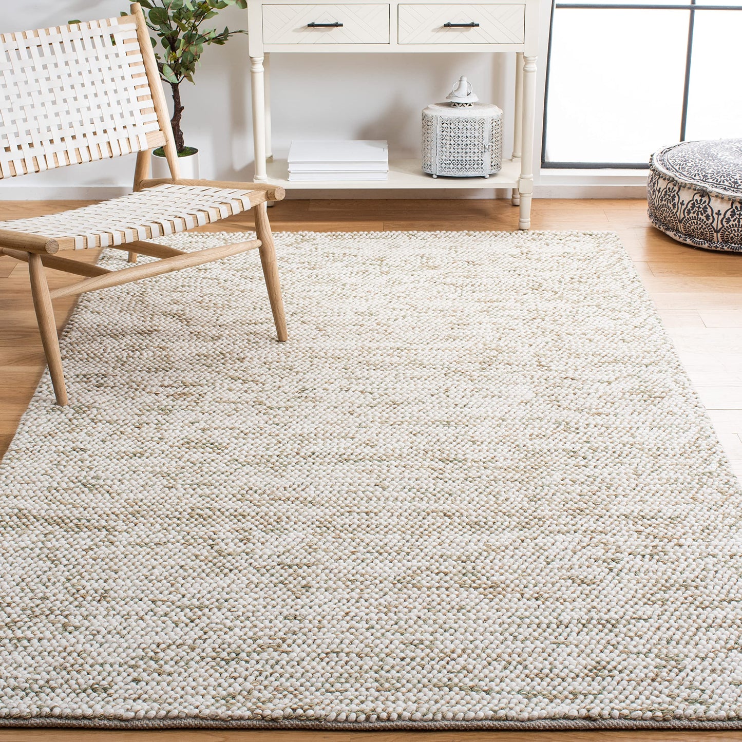 SAFAVIEH Natura Collection Area Rug - 5' x 8', Sage & Ivory, Handmade Wool, Ideal for High Traffic Areas in Living Room, Bedroom (NAT182W)