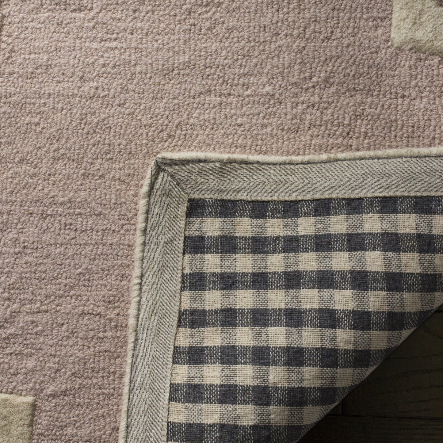 SAFAVIEH Cambridge Collection 6' x 9' Light Pink / Ivory CAM140M Handmade Moroccan Trellis Premium Wool Area Rug