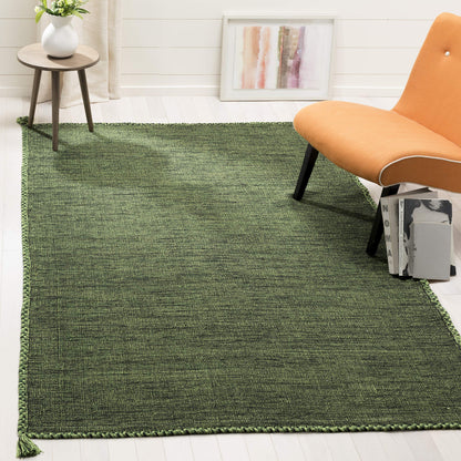 SAFAVIEH Montauk Collection Area Rug - 6' x 9', Green & Black, Handmade Flat Weave Cotton Corner Tassel, Ideal for High Traffic Areas in Living Room, Bedroom (MTK150Y)