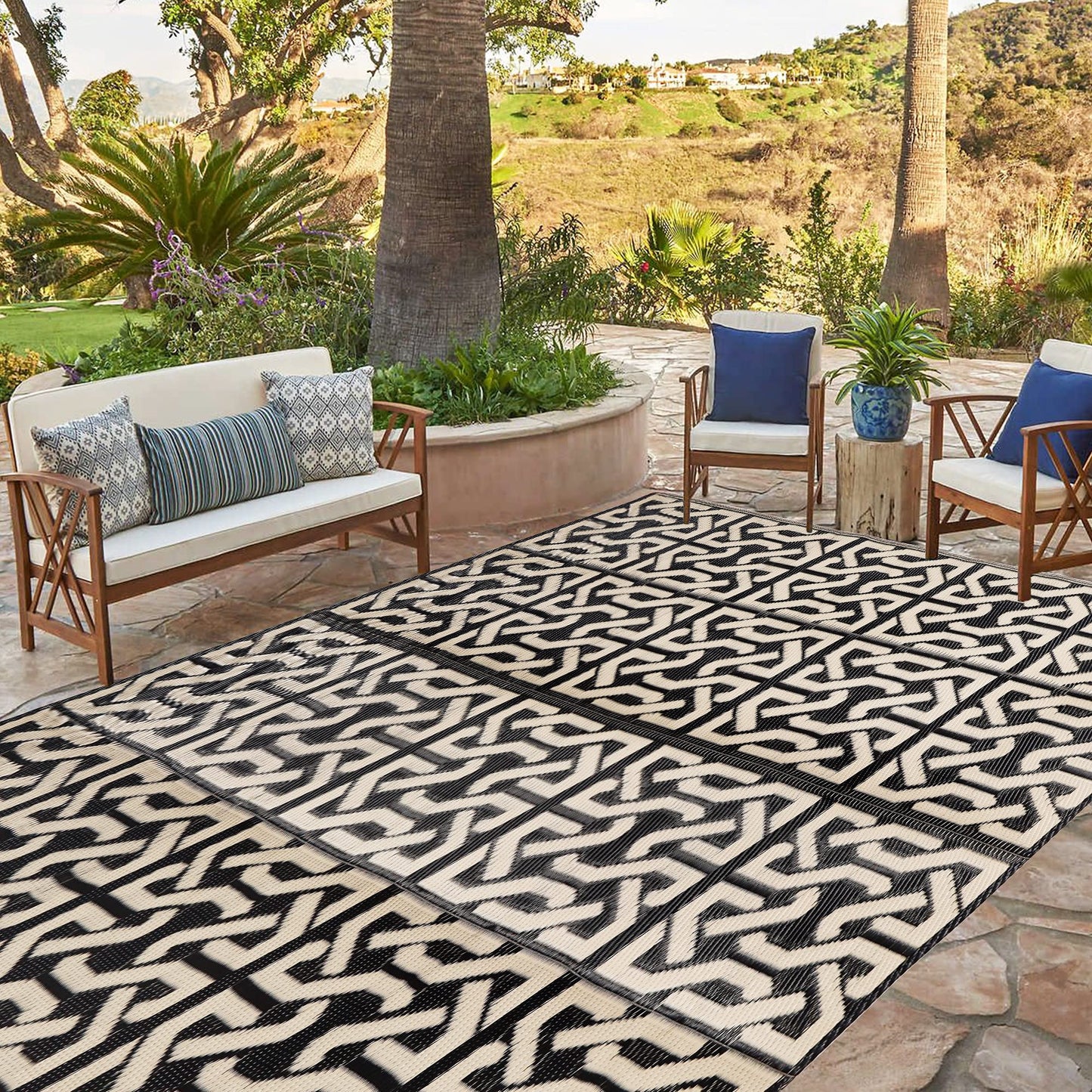 SAND MINE Reversible Mats, Plastic Straw Rug, Modern Area Rug, Large Floor Mat and Rug for Outdoors, RV, Patio, Backyard, Deck, Picnic, Beach, Camping, Trailer, Black & Beige, 5' x 8'