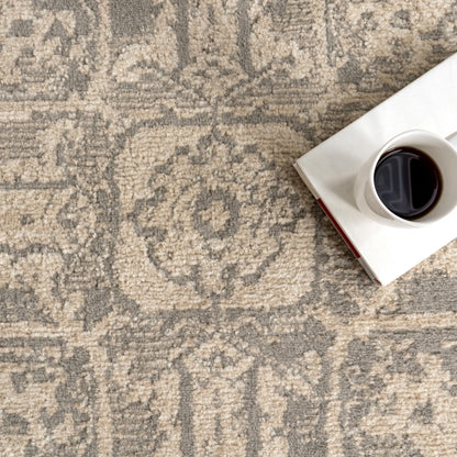nuLOOM Fable Beige/Grey, 8' x 10', Medallion, Soft and Cozy, High Traffic, Stain Resistant, Easy Clean, Durable Area Rug for Bedroom, Living Room, Dining Space, Den, Foyer, Entryway