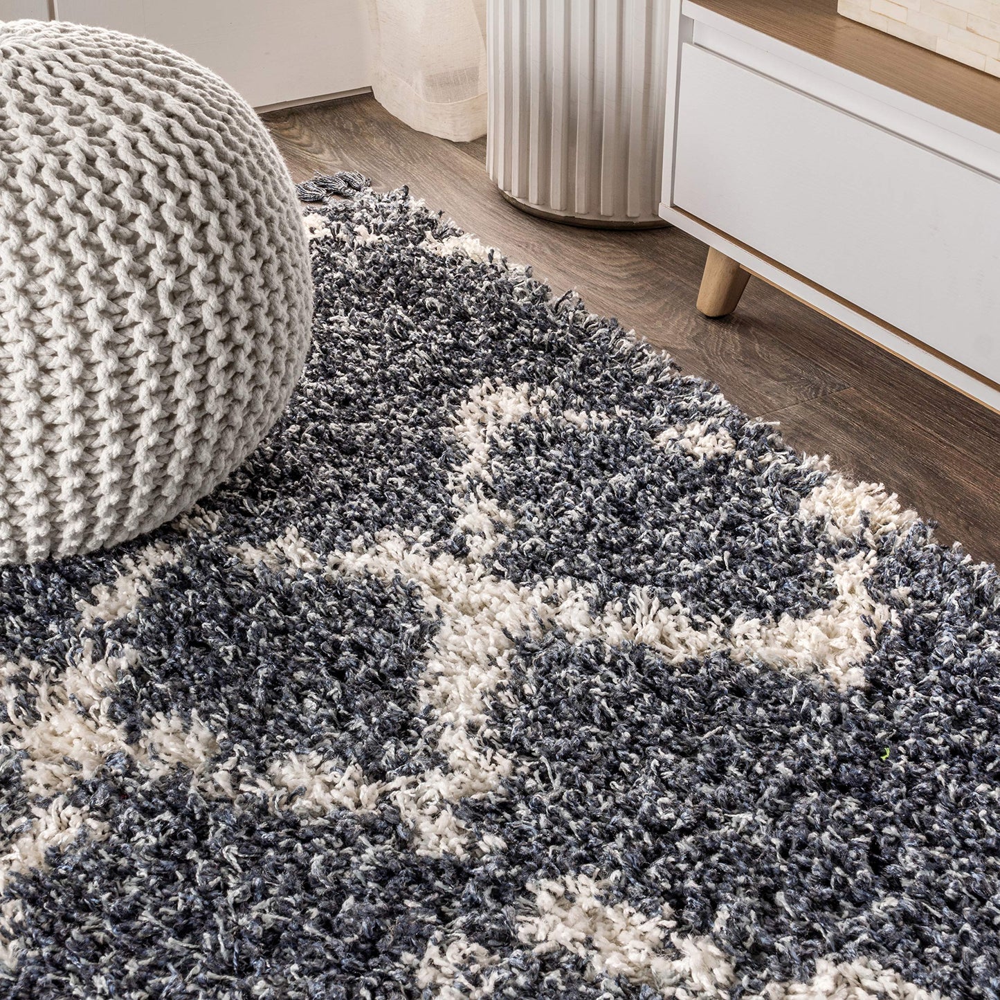 JONATHAN Y Mercer Shag Plush Tassel Blue/Cream Indoor Area Rug, 8x10, Moroccan Geometric Trellis, Contemporary, Easy-Cleaning for Living Room, Bedroom, Kitchen, Pet Friendly, Non-Shedding (MCR102A-8)