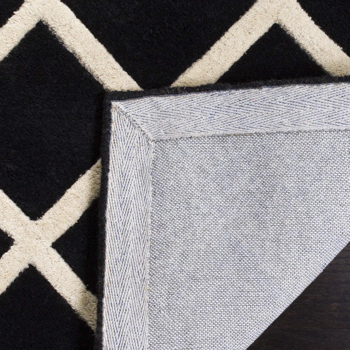 SAFAVIEH Chatham Collection 2' x 3' Black/Ivory CHT718K Handmade Trellis Premium Wool Accent Rug